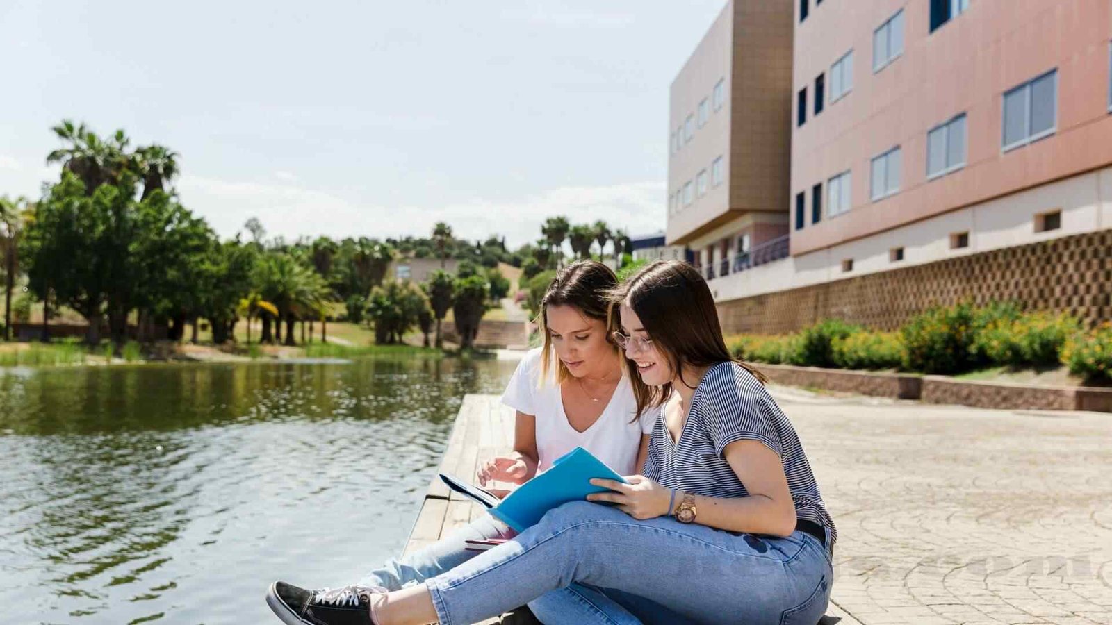 Morar no Chile em 2026: Métricas de Aluguel, Saúde Privada e Educação